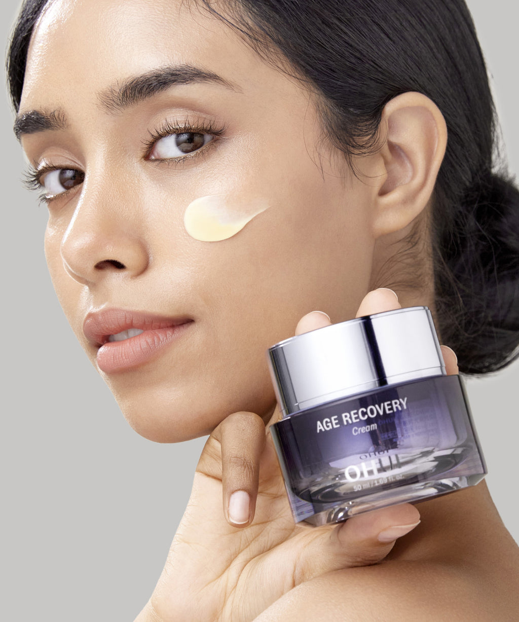 Age Recovery Cream Model