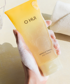 Miracle Toning Jelly Cleanser Editorial